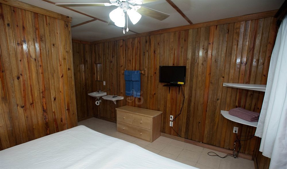 Pedro'S Hotel & Inn San Pedro  Esterno foto